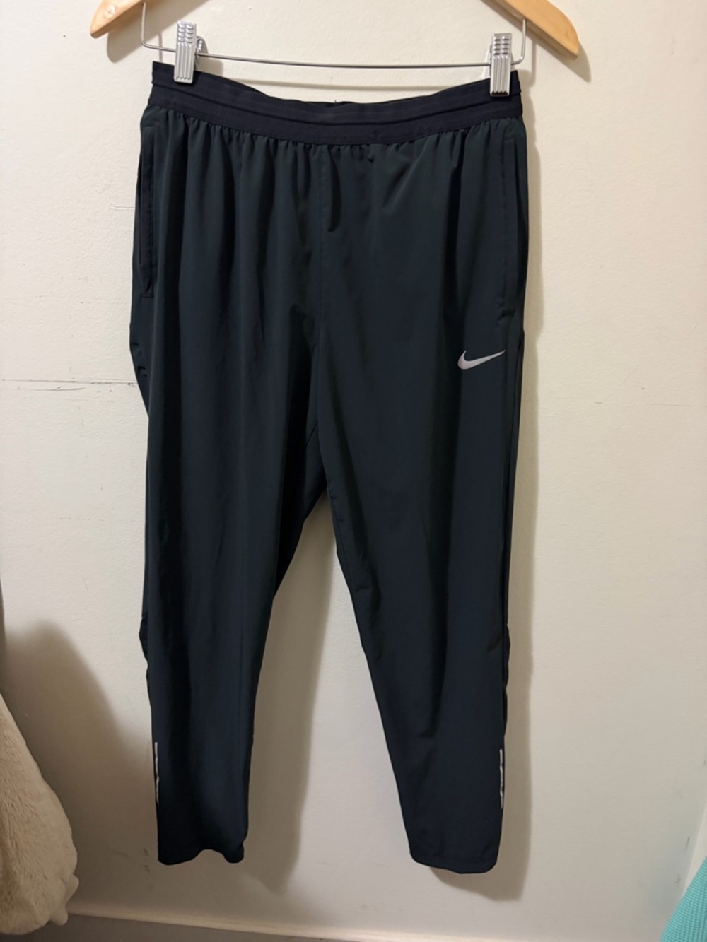 Nike Dri-FIT Challenger Men's Woven Running Pants